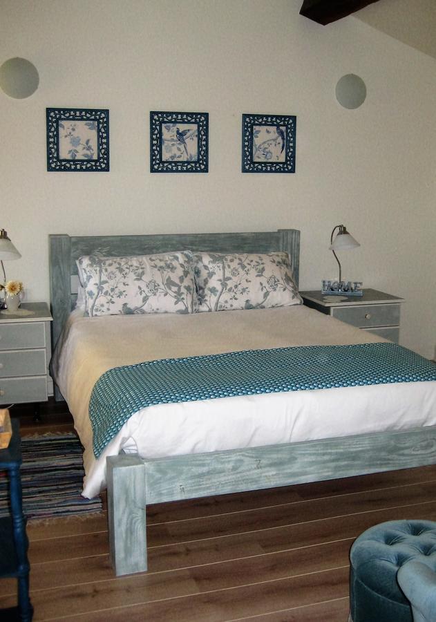 Bed and breakfast Chambre d'Hôtes Oiron Chambre photo