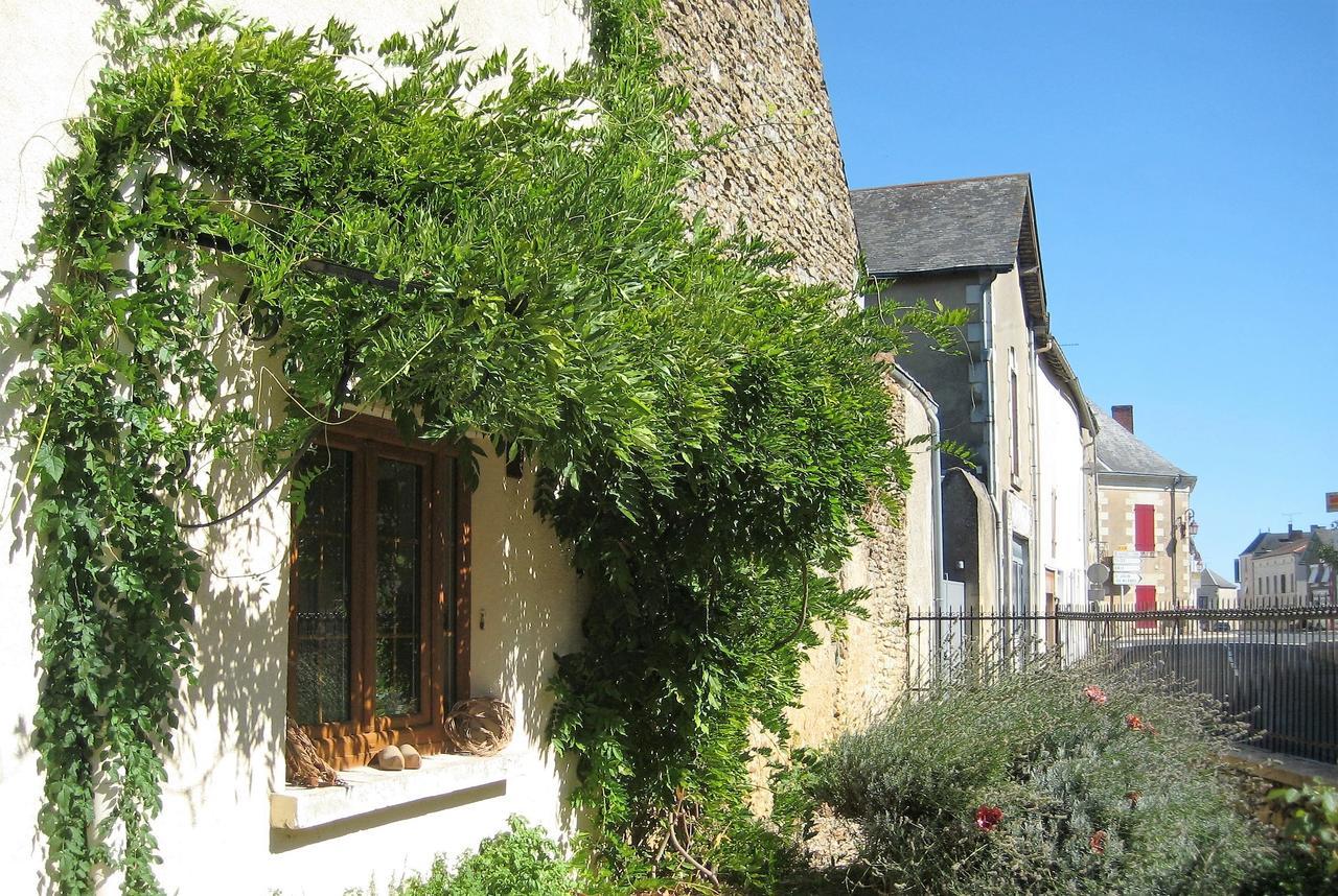 Bed and breakfast Chambre d'Hôtes Oiron Extérieur photo