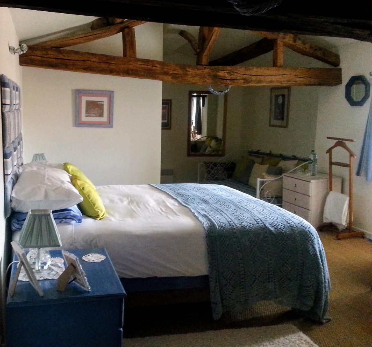 Bed and breakfast Chambre d'Hôtes Oiron Extérieur photo